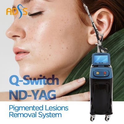 স্কিন রিজুভেনেশন ND YAG লেজার মেশিন Q সুইচড 1064nm কার্বন লেজার পিল মেশিন